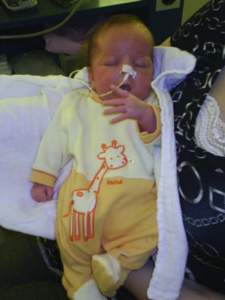 Riyade Avec Son Nouveau Pyjama..